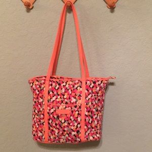 Vera Bradley shoulder bag.